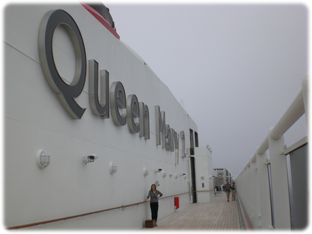qm2-queen1and2-3l.jpg